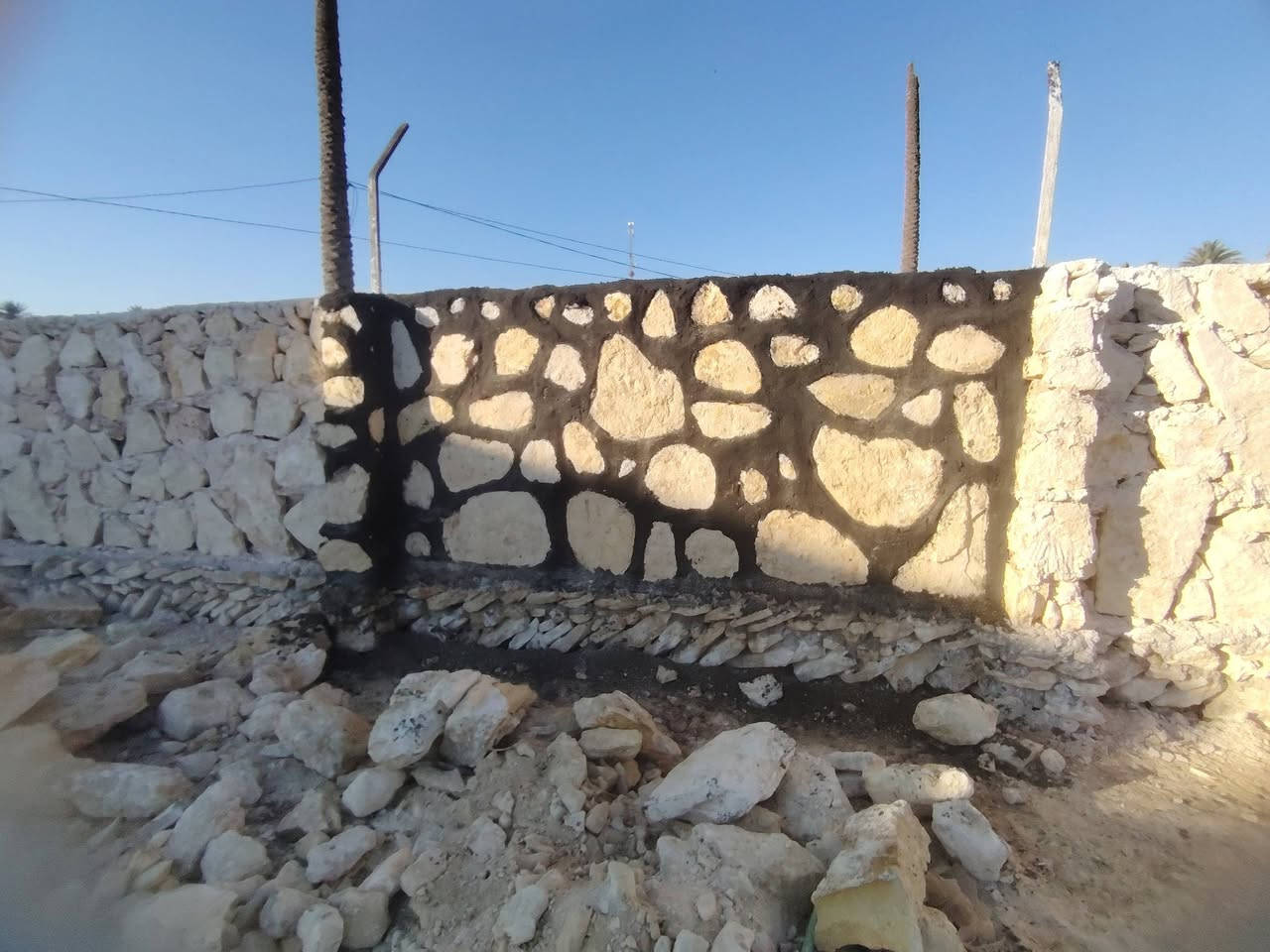 الســــــــــلام عليـــــــــكم
جزء من أعمالنا
#بناء_حجر  في #بابل و #النجف و #كربلاء و #ديوانيه

بنــــــــاء بيوت * و اســـــــيجه * تطبيك سواقي *  ممرات * نافورات *
للاتصال ..... *********** نفس الرقم واتساب📲📞
