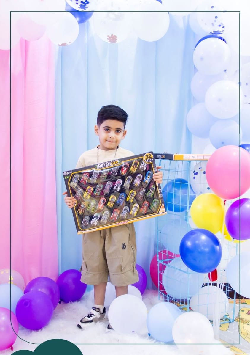 ✨ لقطات من جلسة العيد ✨
قضينا أجمل الأوقات مع أطفالنا الحلوين بفرحة العيد وضحكاتهم اللي تنوّر المكان 💛
لحظات مليانة حب وبراءة وأجواء العيد الجميلة 🌙🎉

كل عام وأطفالنا بألف خير وسعادة، وإن شاء الله أيامهم كلها فرح 🤍
إدارة روضة عالم سمسم 🌼

..  فروعنا::بغداد/البلديات -شارع الغسل 
📞*********** 

بغداد/البلديات - بدايه شارع المصرف📞***********
