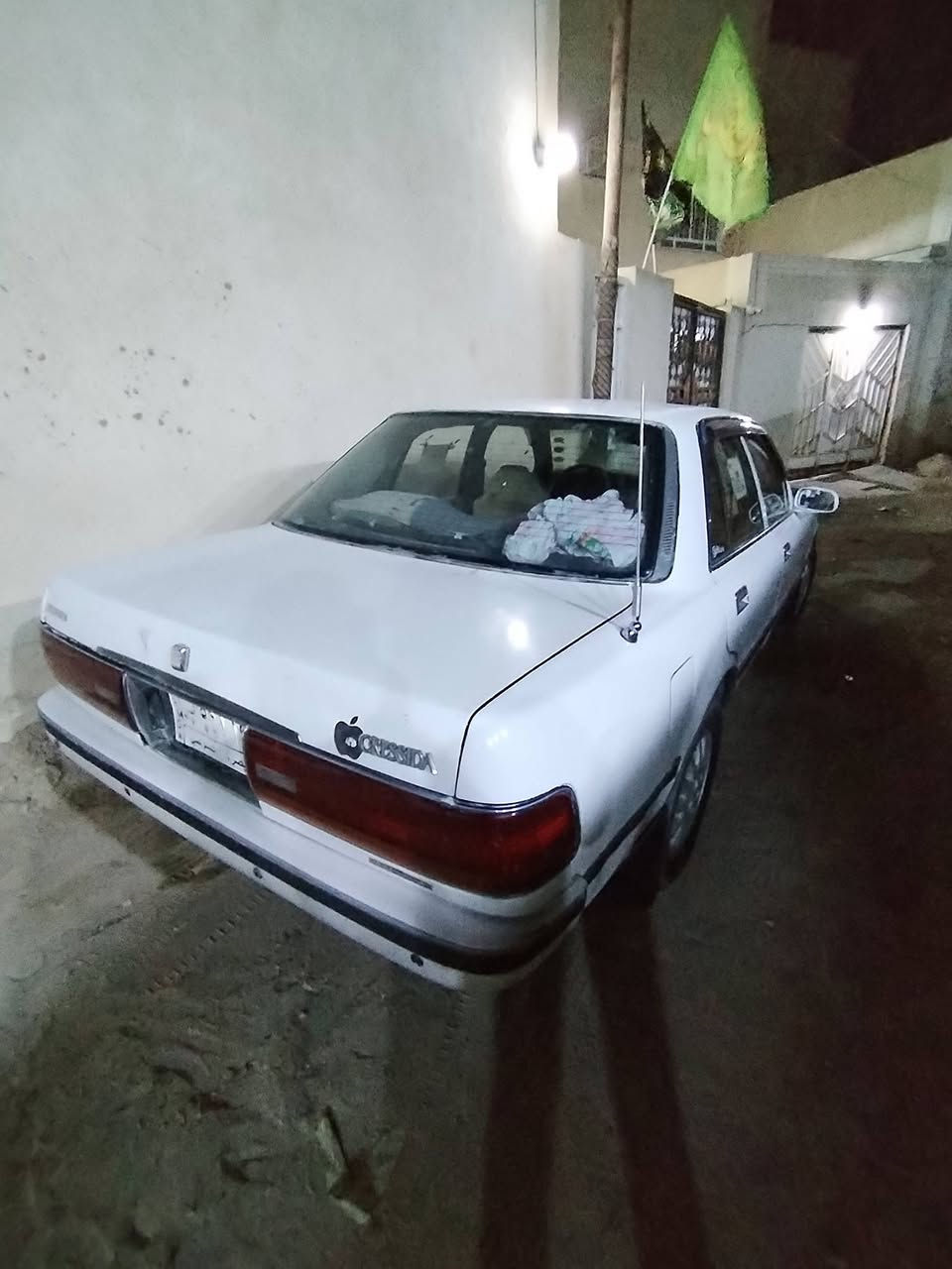 السلام عليكم
سيارة كروسيدا موديل ١٩٩١
محرك وكير ونجي نظيف كلش مكفولات 
كهربائيات كاملة ضفيرة جديدة مابيهن نقص
راعيها بالبصرة ابو الخصيب
فقط بيها تأخير تشغيل الصبح
تخم تاير جديد كفاله عامة 
*********** علي ساجت
*********** منتظر ساجت
