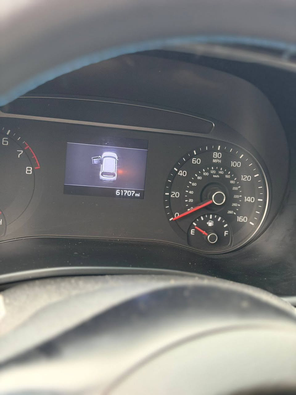 السلام عليكم للبيع 
 كيا صول موديل 2022
امريكي حادثها بابتين جهه اليمنى
 رقم بغداد 
ماشيه 61 الف
 مكينه 2000 مكفوله 
كير مكفول 
صدر امامي وخلفي جديد 
تخم تاير جديد
 باتري جديد 
نظامين قياده سبورت وعادي
اشاير بالمري
حساسات خلفيه
حساس ضغط الاطارات
رادار امامي وخلفي وجانبي
توقف ذاتي
مانع انحدار
نقطه عمياء
لايت عدسه
مانع انزلاق
كروز سرعه
تحكم ستيرن 4 جهات
تدفئه بالكشنات
تدفئه بالستيرن
تبريد ثلج
شاحن ويرليس
اوامر صوتيه
شاشه وكاميرا ابلاديه
شاشه كار بلي
مكاني بابل مشروع المسيب 
السعر ((128 )) ورقه وبيه مجال كلش بسيط 
للتواصل  ***********
