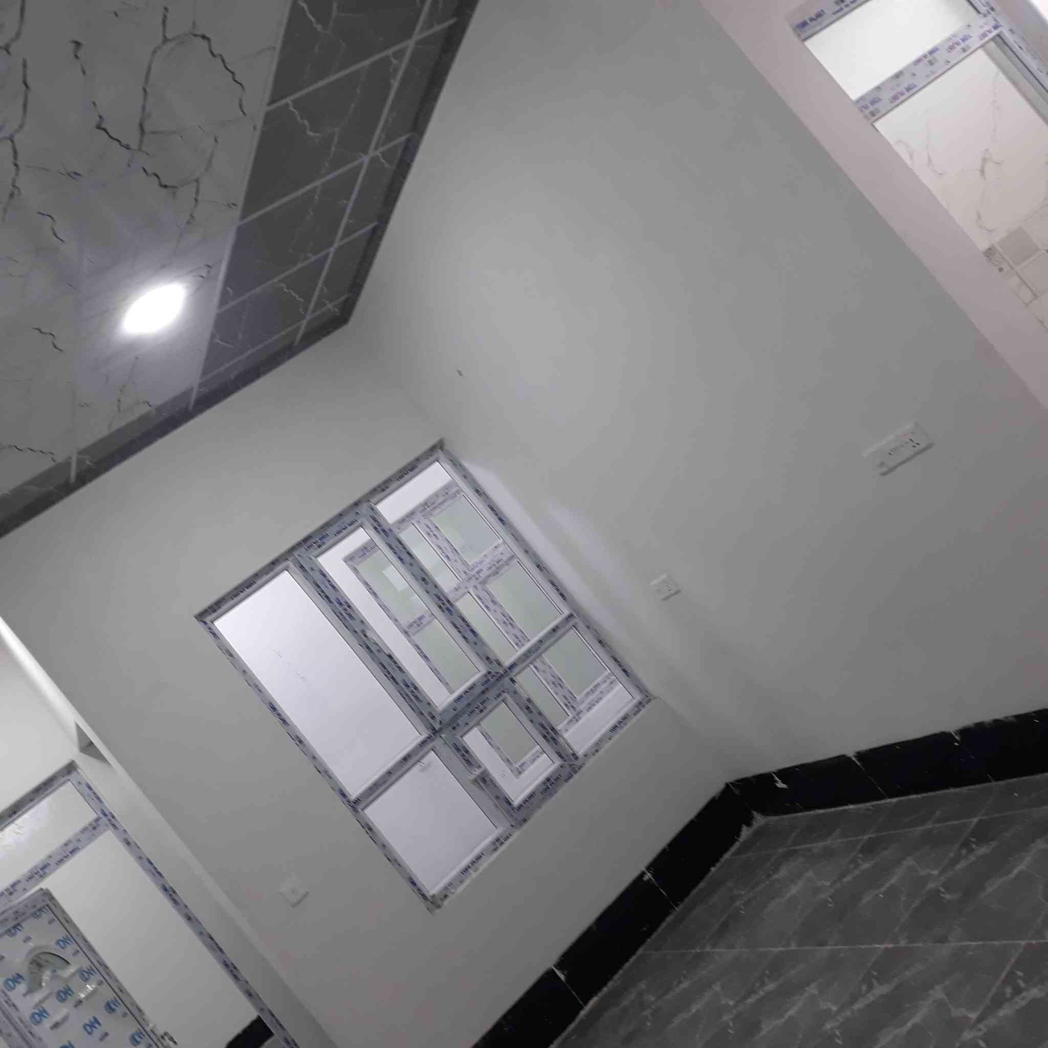 الدار اللبيع القوسيات شا رع دهوك المسا حة ١١٠ غرف نوم ٢ السعر ٤٤ *********** # ***********
