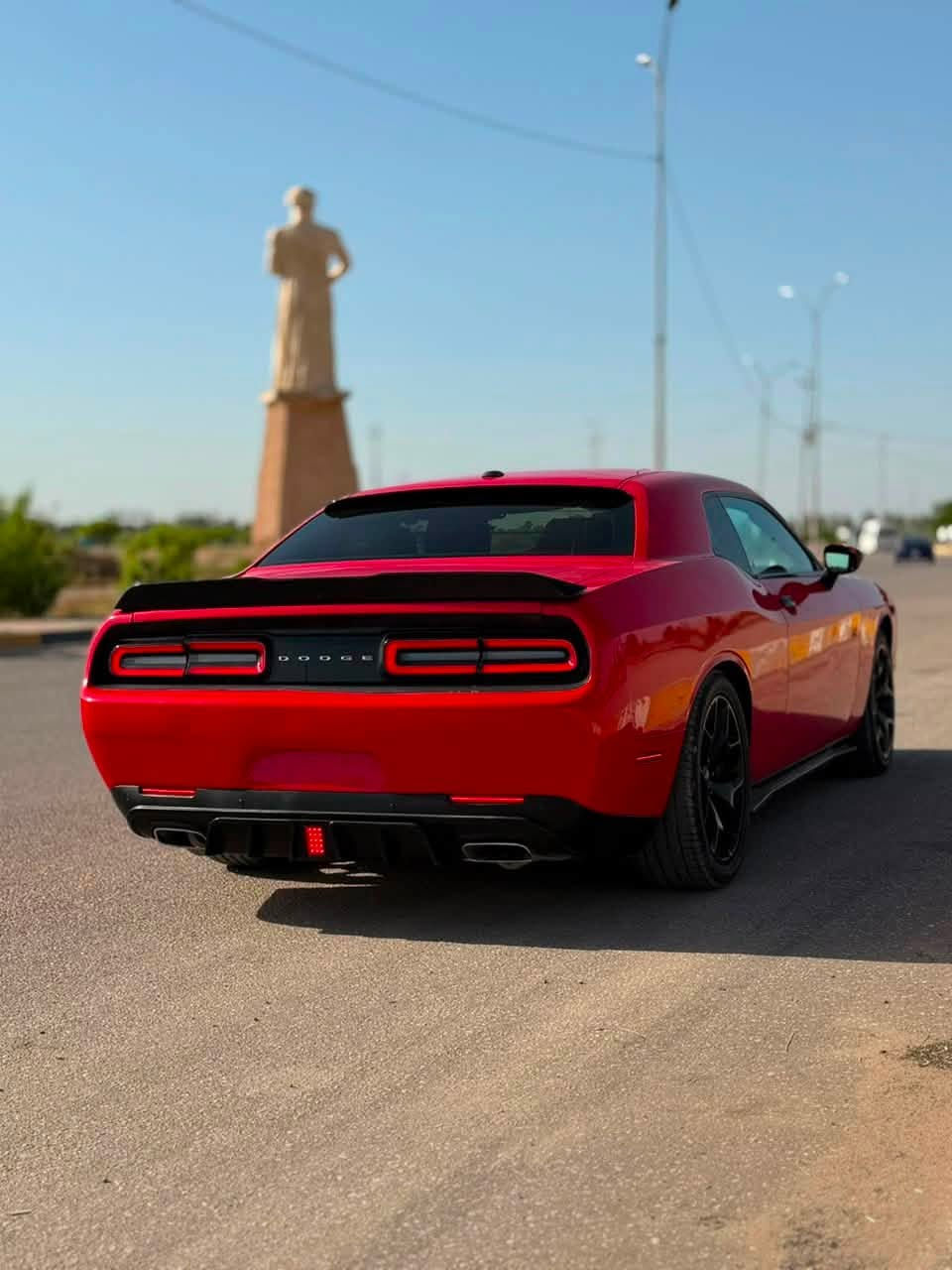 السلام عليكم   
جالنجر 2019 sxt
حجم المحرك 3600
وارد امريكي حادث جاملغ و بنيد و ربع الجاملغ الخلفي بدون دواخل
محرك وكير و حداديه و كهرباء و تبريد كله مكفول 
تخم تاير جديد مع ويلات حجم 20 جديد
داخل كاربون فايبر 
صور الحادث موضحة بل منشور
مكان السياره حله حي الصحه 
السعر 155 ورقه وبيه مجال انشاء الله للشراي 
***********

