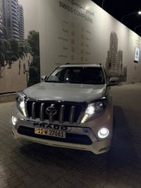 برادو.vx موديل 2014  مكفوله صبغ فتح تبديل  بيها فق بارد واحد  تخم تاير...