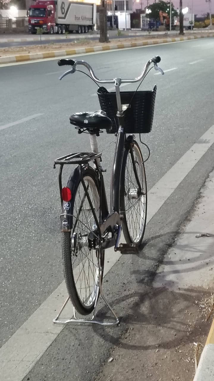 السلام عليكم بايسكل🚲 للبيع حجم 26 باسكل كلش نظيف📦 ما بيه عيب ولا نقص سعر85 الف✅  وبي مجال مكاني خانقين وهذا رقمي***********📞📞
