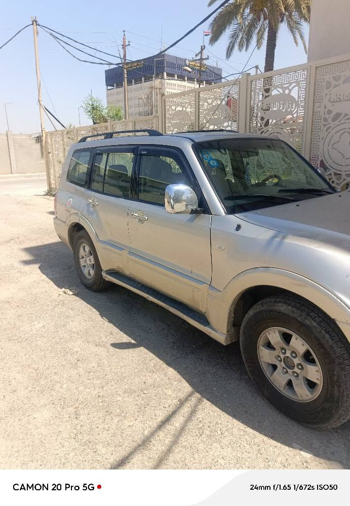السلام عليكم بايجيرو 2003 كفاله عامه لا صبغ ولا تبديل تبريد ثلاث قطع تبريد مكينة 3000سبعه راكب فاتح الكشن الاخير منظومه غاز 80لتر تخم تاير صدر جديد جاهزة مابيها أي نقص منظومه بانزين كامله جديده نوزلات وبلكات وفلتر وكلاص بانزين كامله جديده سلف ودينمو ومروحه كهرباء ومروحه اظافيه ويه التبريد  منظومه زنون اصفر  كهربائيات كله شغاله رقم إنكليزي جديد هزه جديده باسمي مصفره غرامات السعر 90 ورقه وبيها مجال حك الجيه وكلشي موجود بالسوك ورقمي *********** وعنواني الزعفرانيه بغداد, العراق
