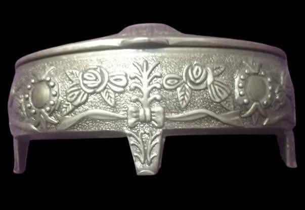 شياكة وجمال لمحبي الاقتناء
#احلي_الانتيكات #مقتنيات #اكسسورات_منزل #نوادر #antiques #decor #vintagestyle #VintageDecor #accessoriesfurniture #vintage


**إذا كنت صاحب هذا الإعلان وتريد حذفه لأي سبب، رجاءا أرسل رسالة إلى الدعم الفني**