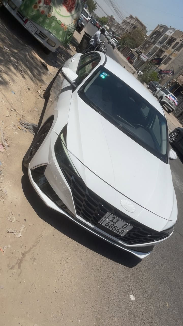 سلام عليكم الانتره 2023 فول عده الفتحه سياره حله ونضيفه بيه رصعتين صغار ع بارد وحادثه جاملغ وبنيد لغد مليوح شويه وراجع بارد يعني طخه كلش بصيطه  موضح ب صوره  مكينه 2000دوش  للبيع مكاني الشعب حي اور السعر 134بيهً مجال حك الجيه تشوفه وبخدمتك ***********

