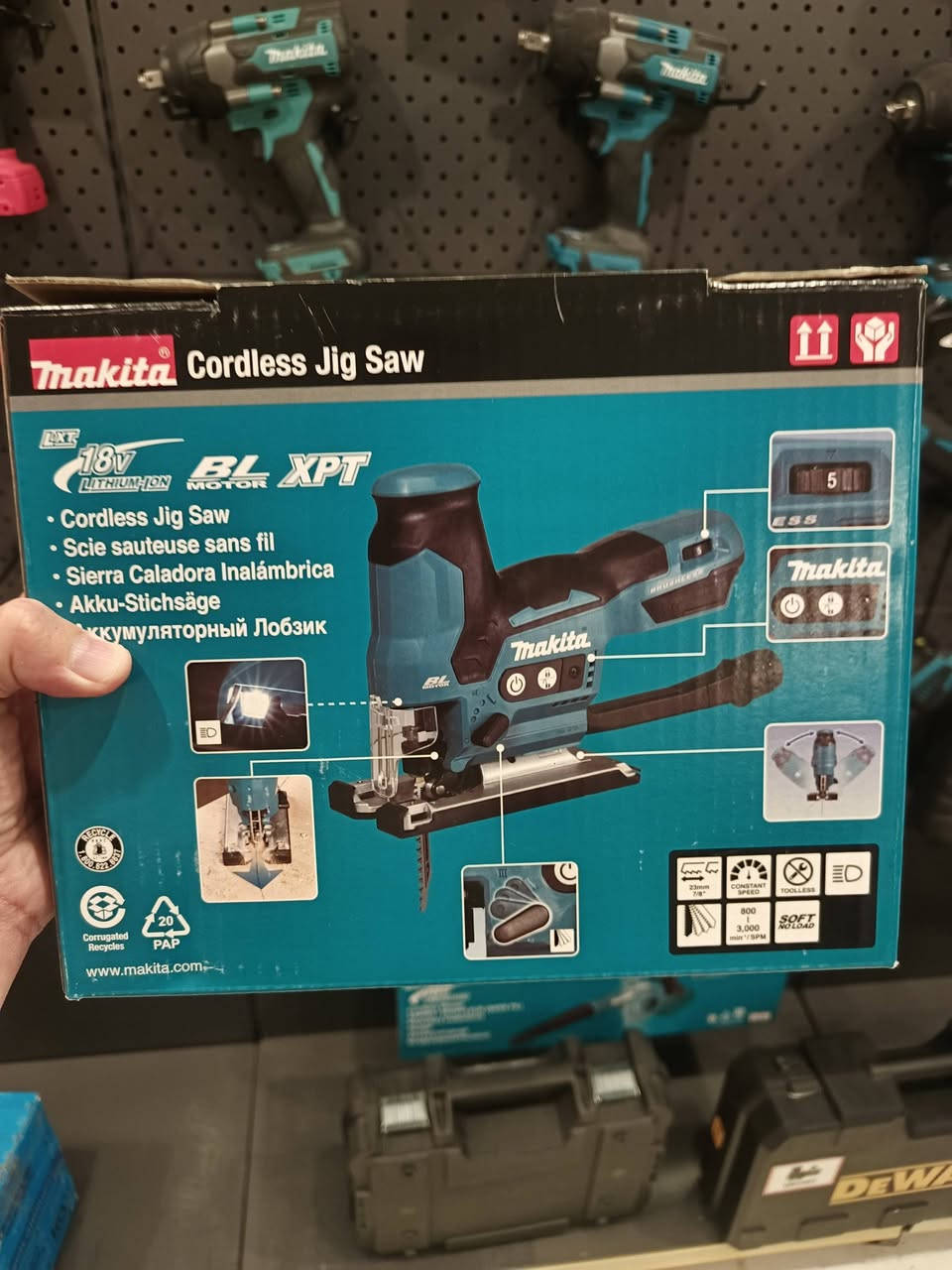 Makita
***********
