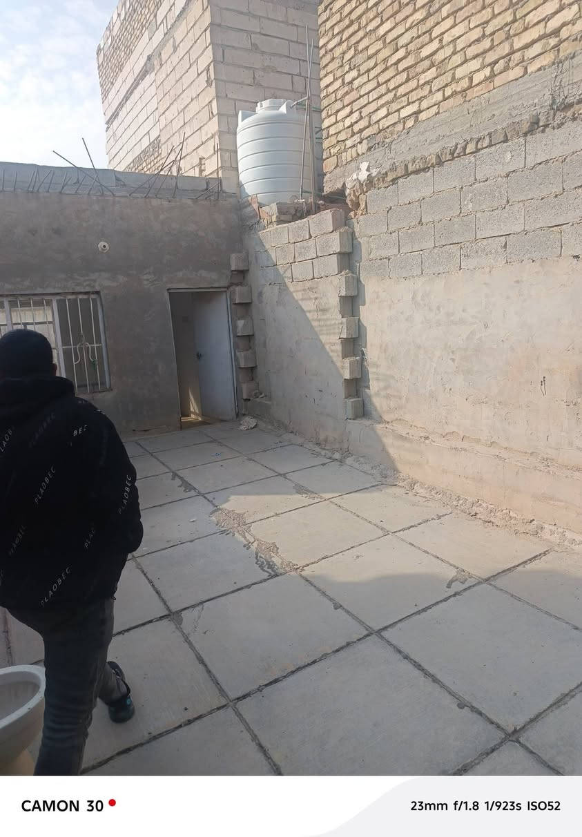 بيت ١٠٠ متر للبيع 
بل الأمن داخلي قرب المستوصف
 للاتصال
***********
ا
