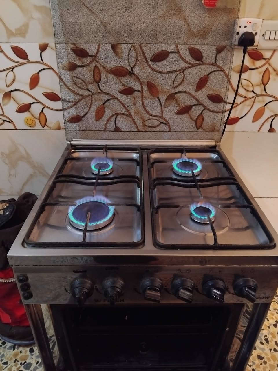 طباخ للبيع شغال كلشي مابي المكان بغداد التاجيات السعر ١٥٠ الف


**إذا كنت صاحب هذا الإعلان وتريد حذفه لأي سبب، رجاءا أرسل رسالة إلى الدعم الفني**