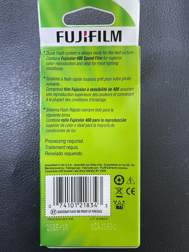 ‼️‼️العدد(8 ابيع شلع مابيع مفرد ) خلي سعرك وبلعافيه
ا المنتج عبارة عن كاميرا Fujifilm QuickSnap Flash 400 للاستخدام مرة واحدة، وإليكم أبرز مميزاتها: 
نوع الفيلم: محملة مسبقًا بفيلم Fujifilm ISO 400، مما يضمن صورًا حادة وذات ألوان زاهية.
الفلاش: تحتوي على فلاش مدمج بمدى يصل إلى 10 أقدام (حوالي 3 أمتار) لإضاءة الصور في ظروف الإضاءة المختلفة.
الاستخدام: مصممة للاستخدام لمرة واحدة وتتميز بسهولة التصوير في الأماكن المغلقة والمفتوحة.
السعة: توفر الكاميرا عادةً 27 لقطة
🛑🛑يوجد توصيل كافه محافظات العراق🚚🚚🚚


**إذا كنت صاحب هذا الإعلان وتريد حذفه لأي سبب، رجاءا أرسل رسالة إلى الدعم الفني**