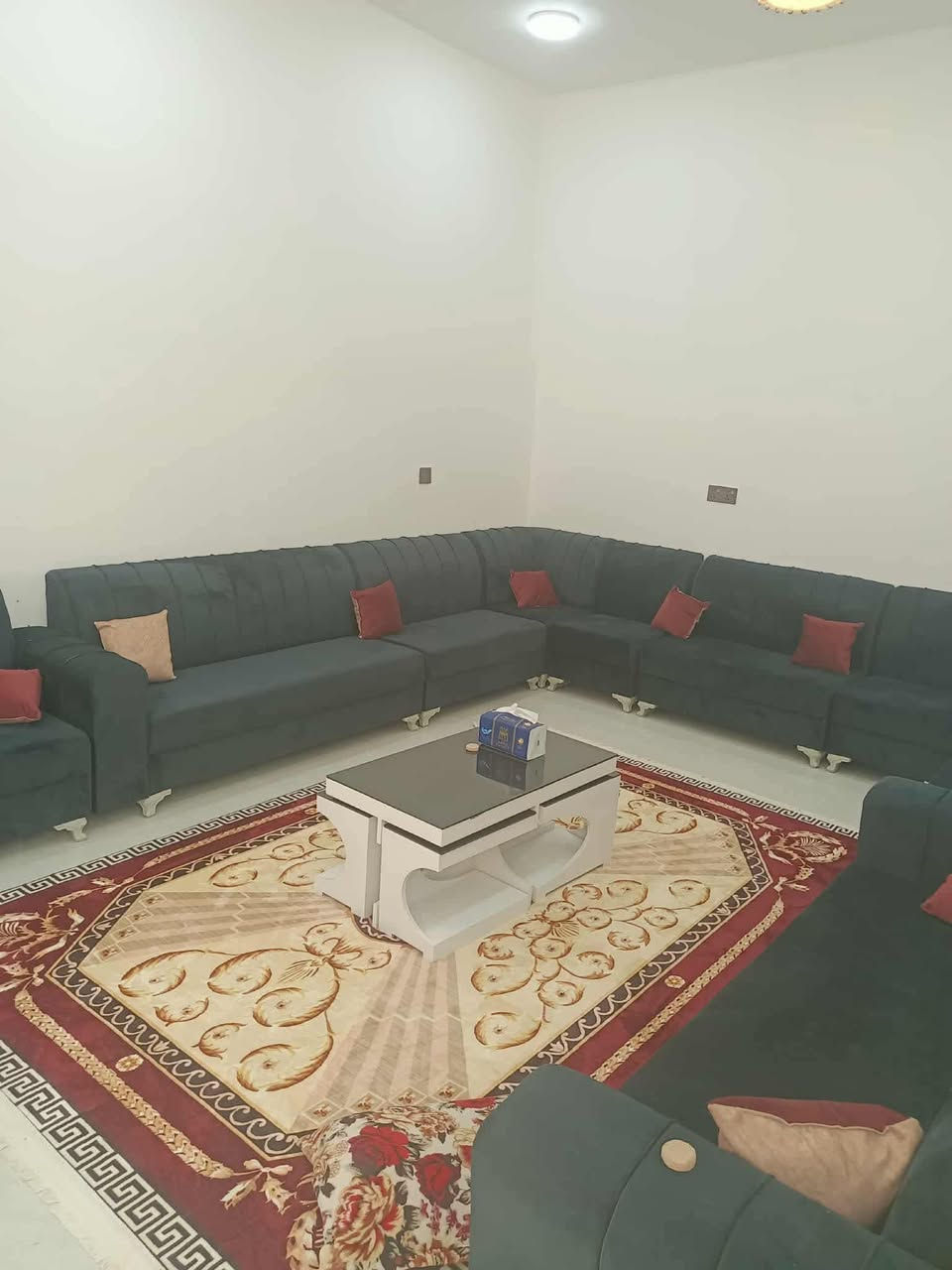 سلام عليكم بيت للبيع او المراوس في الحبيليه الاولى بل نهايه قريب على شارع اربعين الفاصل بين الحبيليه الاولى و الثانيه مساحه البيت 100 متر طابق واحد طابو صرف بناء 2025 جديد حيل كله كونكريت مسلح التواصل *********** 🔴يرهم بيع او مراوس
