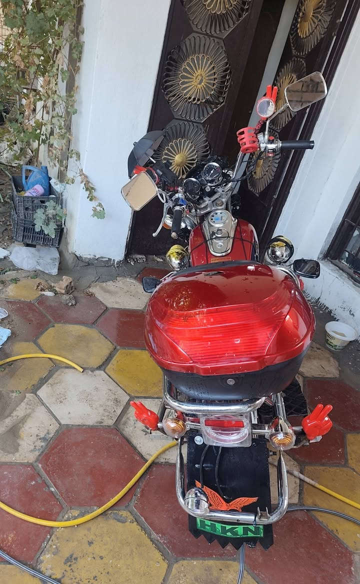 السلام عليكم
جونده موديل 13
 تعمير 25 
أصولي ، وكيلها حيدر جبرين 
نگره سلف 
الكهربائيات كلها شغاله 
المكينة مفتوحة 
النظافة كدامكم 
المكان الديوانية قضاء الشامية 
السعر 650 وبيها مجال


**إذا كنت صاحب هذا الإعلان وتريد حذفه لأي سبب، رجاءا أرسل رسالة إلى الدعم الفني**