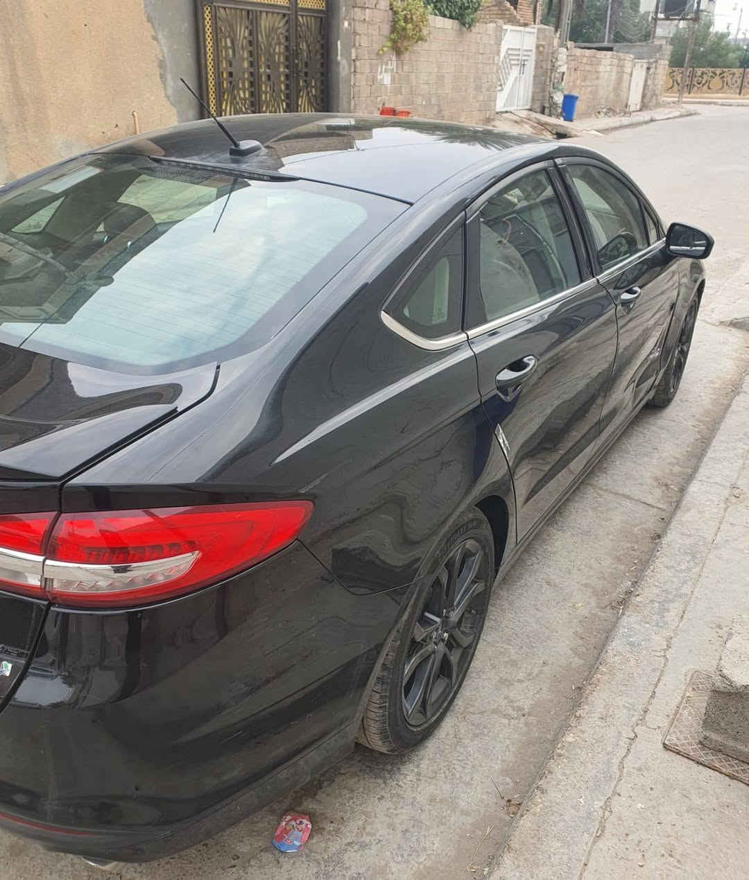 للبيع او المراوس
السلام عليكم فيوجن ٢٠١٨ هايبرد محرك ٢٠٠٠ تنفس طبيعي رقم بغداد جديد 
السعر ١٠٠$ مكان الفلوحة
الاتصال: ***********
