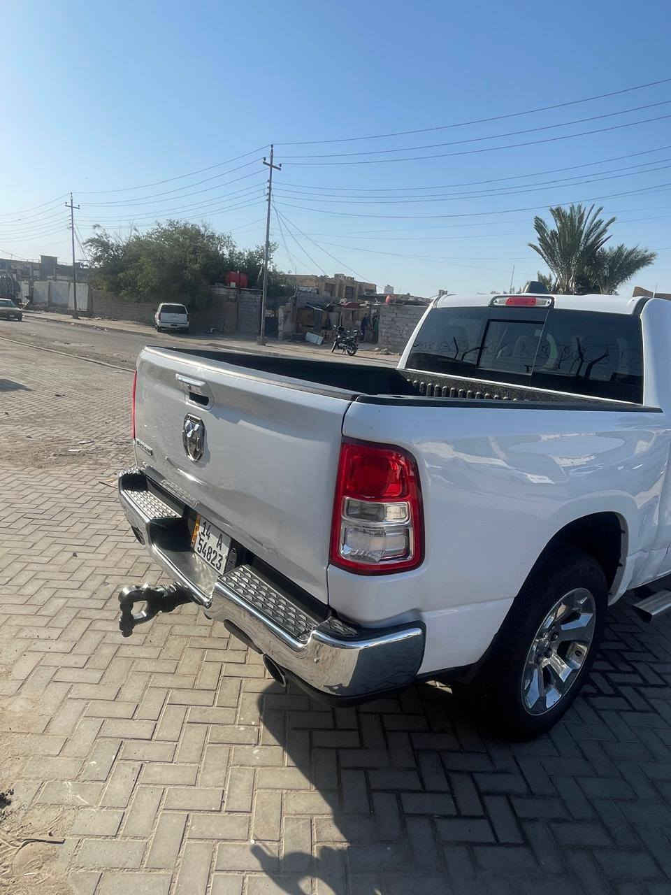 السلام عليكم دوج رام موديل 2019
السيارة جاهزة من كلشي تخم تاير و حدادية و تبريد و مكينة وكير 
بيه منضومة غاز خزان ١٠٠
الحادث والسونار موضح بالمنشور 
السيارة رقم بصرة باسمنه
الاستفسار اتصل على الرقم 👇👇
***********
