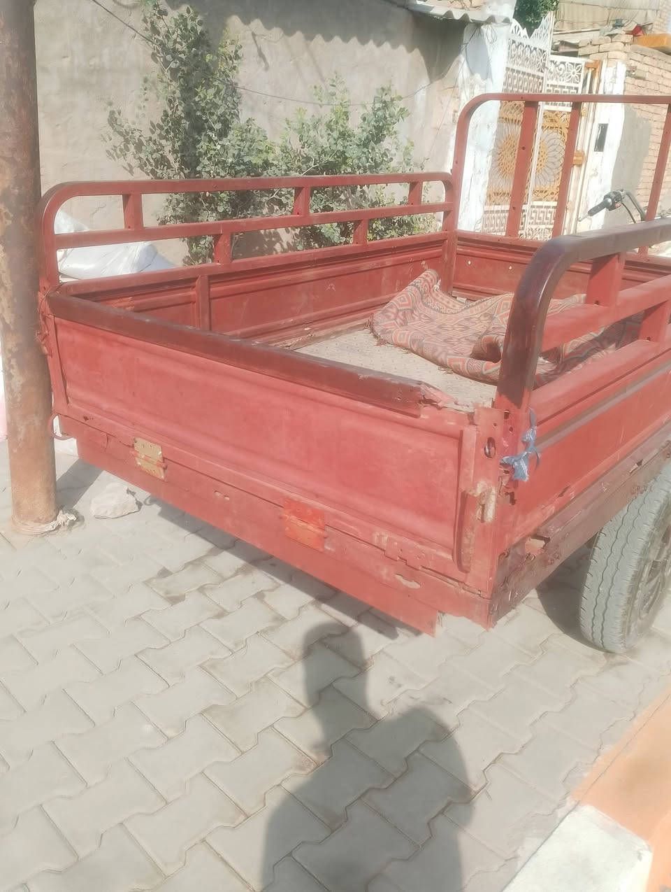 ستوته البيع بدون وراق كفلك عشائرين سعر650 بيه مجال حك جبيه خذ تراي وين مايعجبك مكاني روابه ***********
