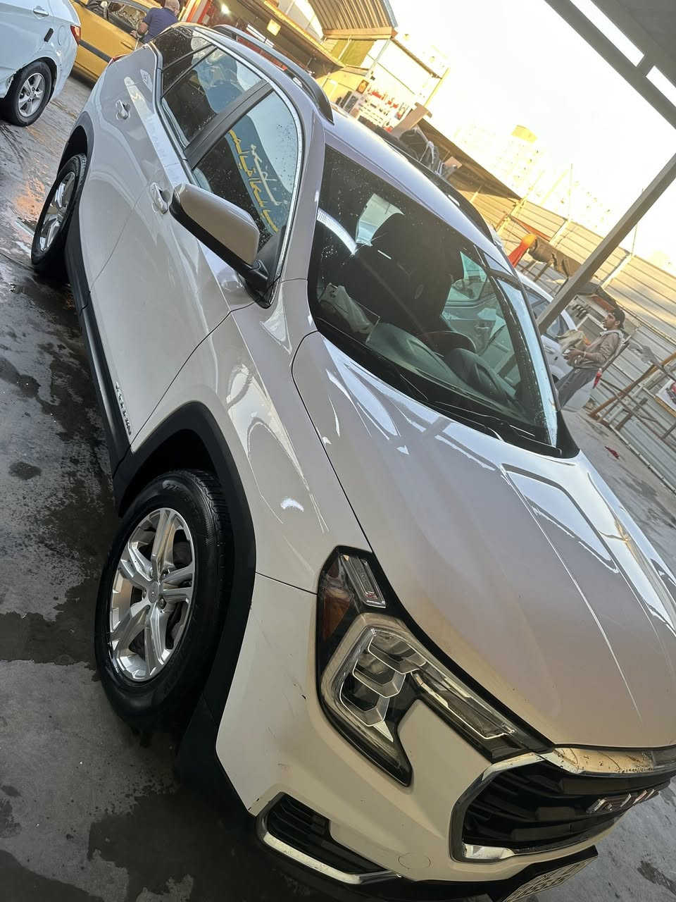 بسم الله ما شاء الله توكلنا على بركة الله
______________________________________
#اعلان_بيع_سيارة

🔷السيارة : جي ام سي تيران SLE
🔷سنة الصنع 2022
🔷اللوحة : اربيل
🔶السعر : 165 ورقة بيها مجال بسيط
🔷الضرر : تبديل وصبغ قبق الجنطة فقط. (صور الضرر مرفقة بالاعلان)
🔷ضرر الايرباك : بدون ضرر.
🔷رقم الشاصي : 3GKALMEV2NL116922
______________________________________
🔷المواصفات:
🔹حجم المحرك 4 سلندر 1.5L توربو 
🔹عداد المسافة 68 الف ميل 
🔹رادار امامي
🔹تنبيه الخروج عن المسار
🔹كرسي السائق كهرباء
🔹تدفئة الكراسي الامامية
🔹ويل كب حجم 17 انج مع اطارات بحالة جيدة
🔹لايتات LED بالكامل
🔹شاشه تحكم بالايعازات
🔹تحكم ستيرن جهتين
🔹بصمة ابواب وتشغيل وتشغيل عن بعد
🔹مع باقي المواصفات الاعتيادية
————————————————————————
☎️ التواصل واتساب *********** 
📍بغداد - مدينة بسماية
#GMC #TERRAIN #تيران
