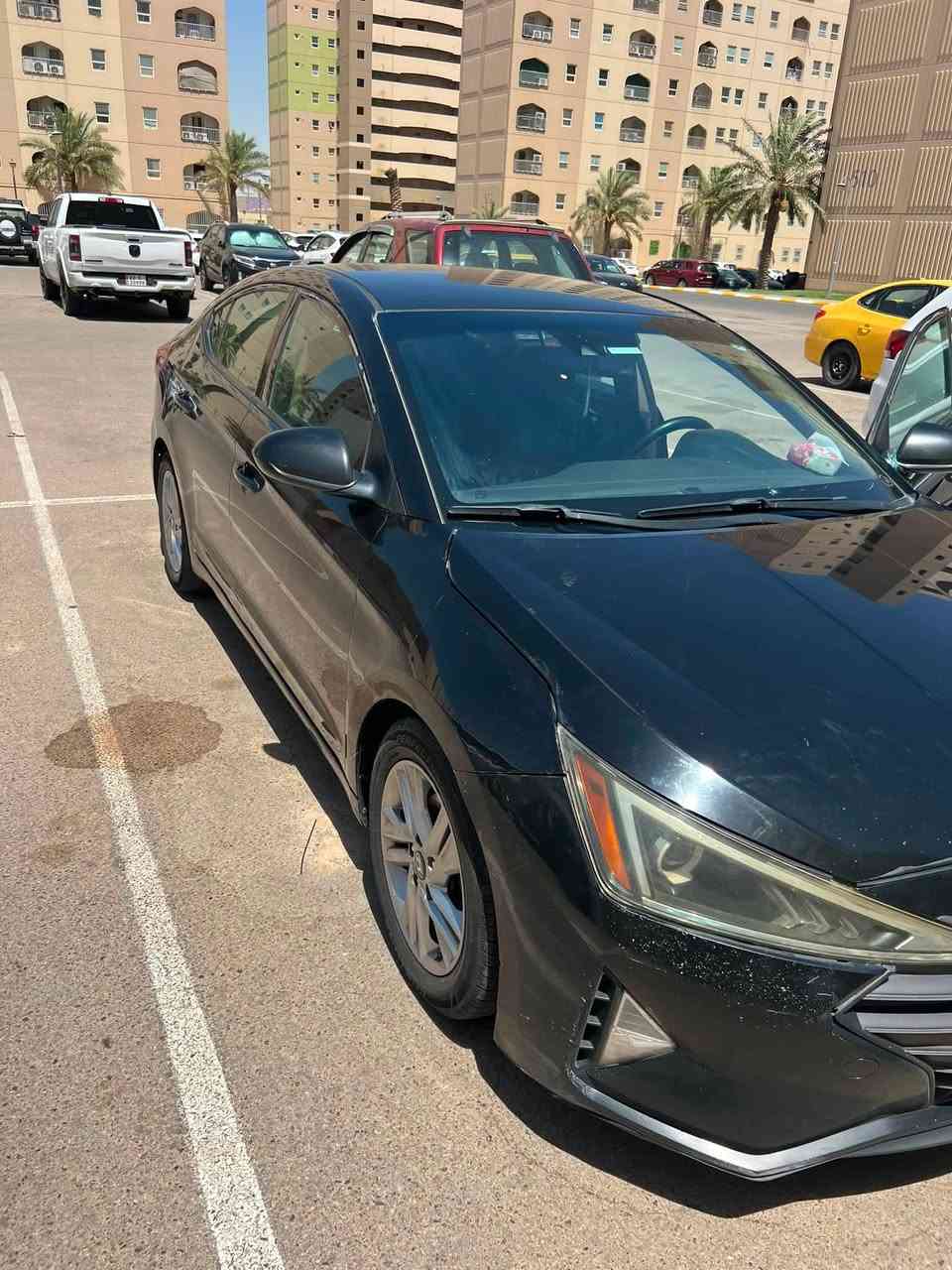 السلام عليكم 
النترا 2019 وارد امريكي
كير دوش 2000
كير at
بيهة نص البنيد ونص الباب الخلفي 
وبارد جاملغ 
السعر 110وبيهة مجال 
بسماية 
***********
