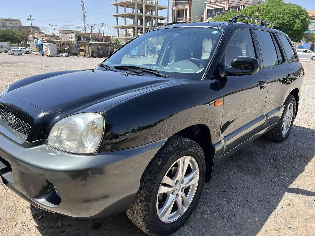 سلام وعليكم سنتافي موديل 2006 فول مواصفات بس كير عادي سنوية جديدة بسمي بشرط تحويل تاير جديد مابي صبغ شوية بارد بي مآبي أي نقص سعر 70 $ بي مجال شوية مكان كلار رقم الموبايل (***********)…..
