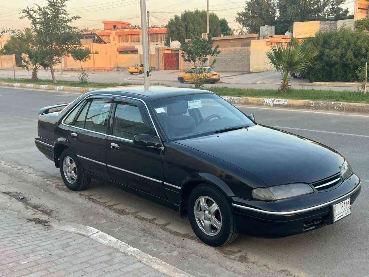 سلام عليكم حبايب برنس للبيع موديل 96 فراشه سيارة كير ومحرك مكفولات كهربائياتها كلها شغله سياره حال جديدة بمعنه الكلمه تبريد كامل نقصه غاز وبوري فقط تخم تاير
مكان السياره الفلوجة حي نزال  السعر 33 وبيها مجال 
***********
***********
