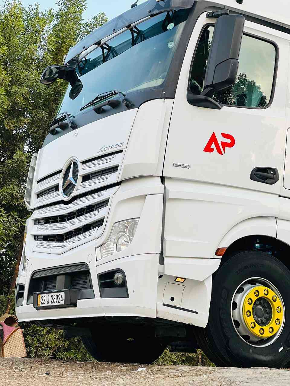 للبيع موديل 2014 حجم 51 فول عادي 
***********
