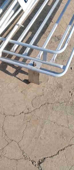 السلام عليكم سوبايه البيع العنوان بابل القاسم رقم الهاتف ***********
