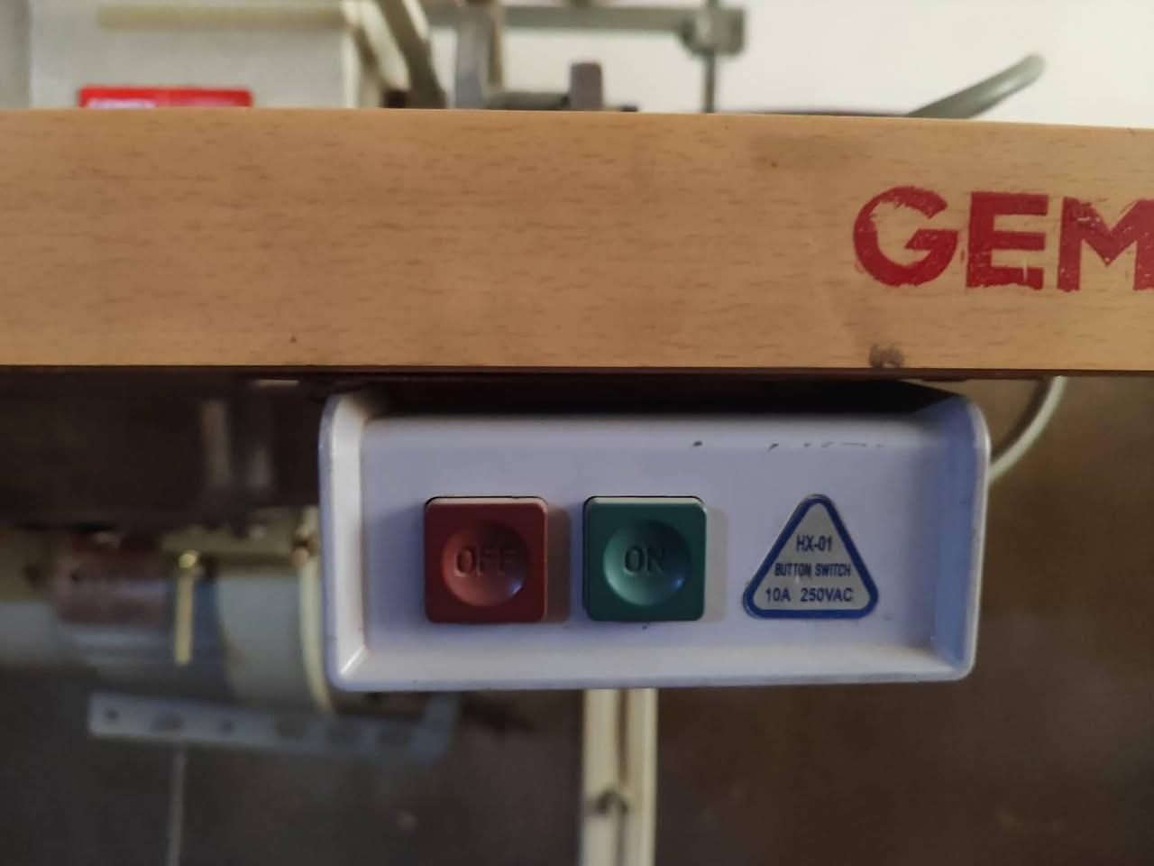 للبيع كلش نضيفه ومكفوله شرط ممفتوح برغي بيه
***********
