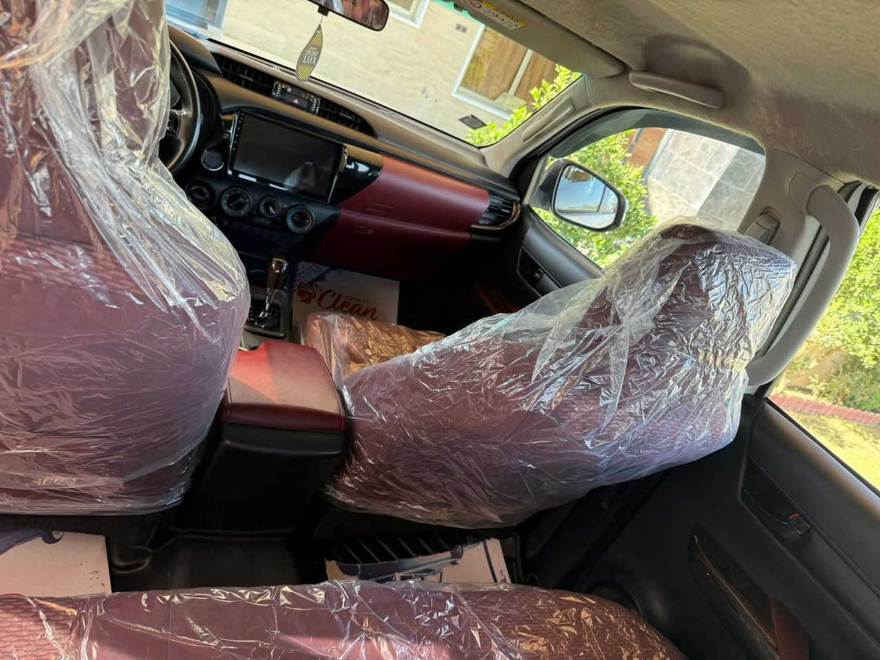 موديل /2022

المحرك /2700 بانزين 

الكير /اوتماتيك 

عداد المسافه /138 كم 

الرقم /بغداد دولي ب أسمنا السنوية غير منتهيه

الضرر يوجد بارد قليل جدا كما موضح بالسونار المرفق ضمن الصور 

السيارة كامله مكتمله صدر تخم تاير كله جديد 

السعر /275 ورقه 

الرقم اسيا /*********** 

الرقم الاثير /***********
