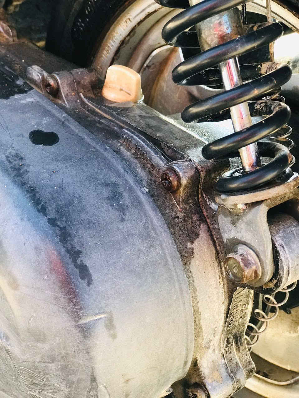 السلام عليكم
ماطور بوتين للبيع محرك شرط 
 شاصي شرط ويرمينه شغاله كلها سلف شغال    تحريكه ومعدل يكمز من جواك  بعدو وضع شركه  حديث فول  دبل سكريته  قفل اكسن بعد قبغ هندر ممفتوح درع اصلي الماطور جاهز ماتصرف كلشي عليه السعر 275 وبي مجال مكاني حي صدام الاستفسار ***********
***********
