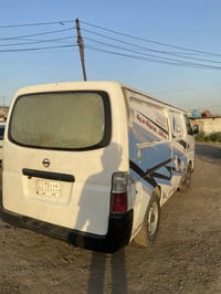 نيسان اورفان    فان   موديل 2012  رقم بغداد   كير اوتماتيك   بانزين ال...