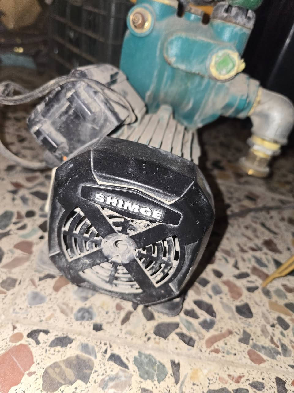 السلام عليكم للبيع مستعمل اخو الجديد
السعر 70 الف مكان بغداد ***********
