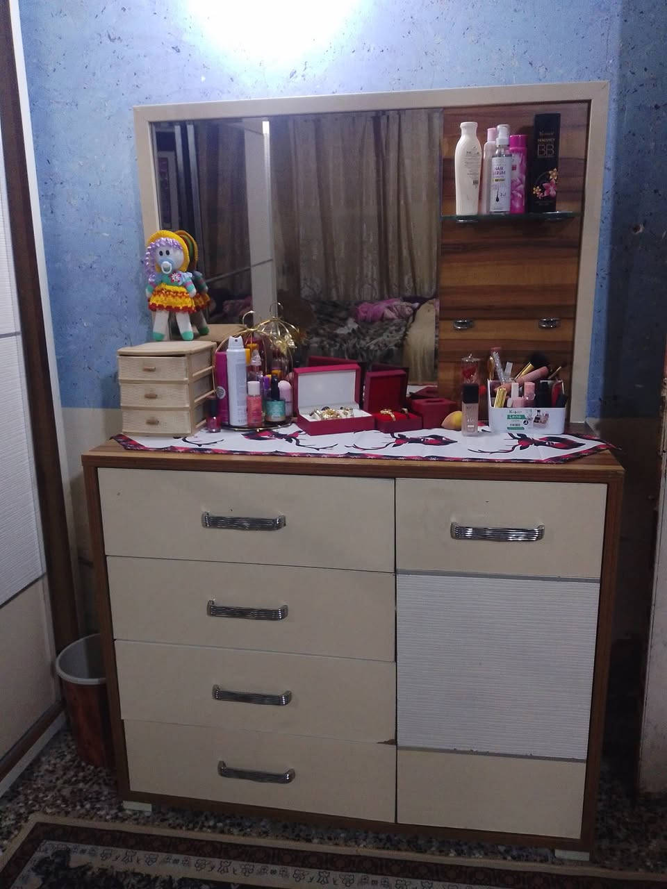 السلام عليكم غرفه للبيع بدون جربايه مكانه حي طارق مدينه الصدر رايدينه150  .


**إذا كنت صاحب هذا الإعلان وتريد حذفه لأي سبب، رجاءا أرسل رسالة إلى الدعم الفني**