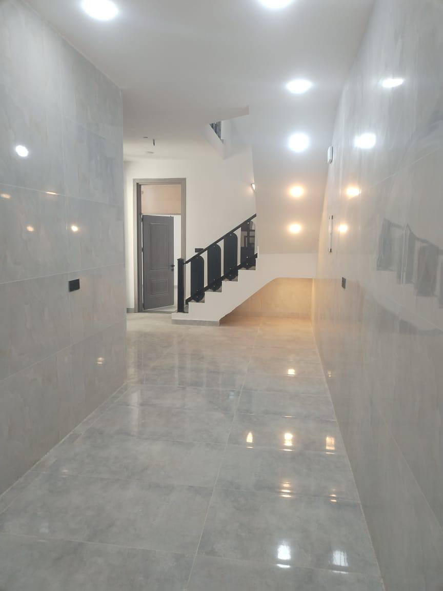 السلام عليكم دار للبيع الدورة
مجمع السلطان الثالث السعر 135مليون وبي مجال ٣غرف
***********
