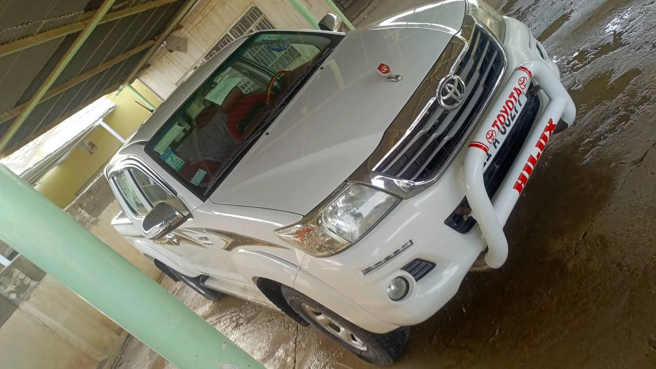 سلام عليكم 
بيك اب للبيع 
فور ويل 
موديل 
2015
رقم بغداد انكليزي 
اوتوماتيك كويتي 
فتح صبغ ظربه كفاله 
عدا بارد موضح بالصورة بسيط
السعر 238
المكان الديوانية 
***********
