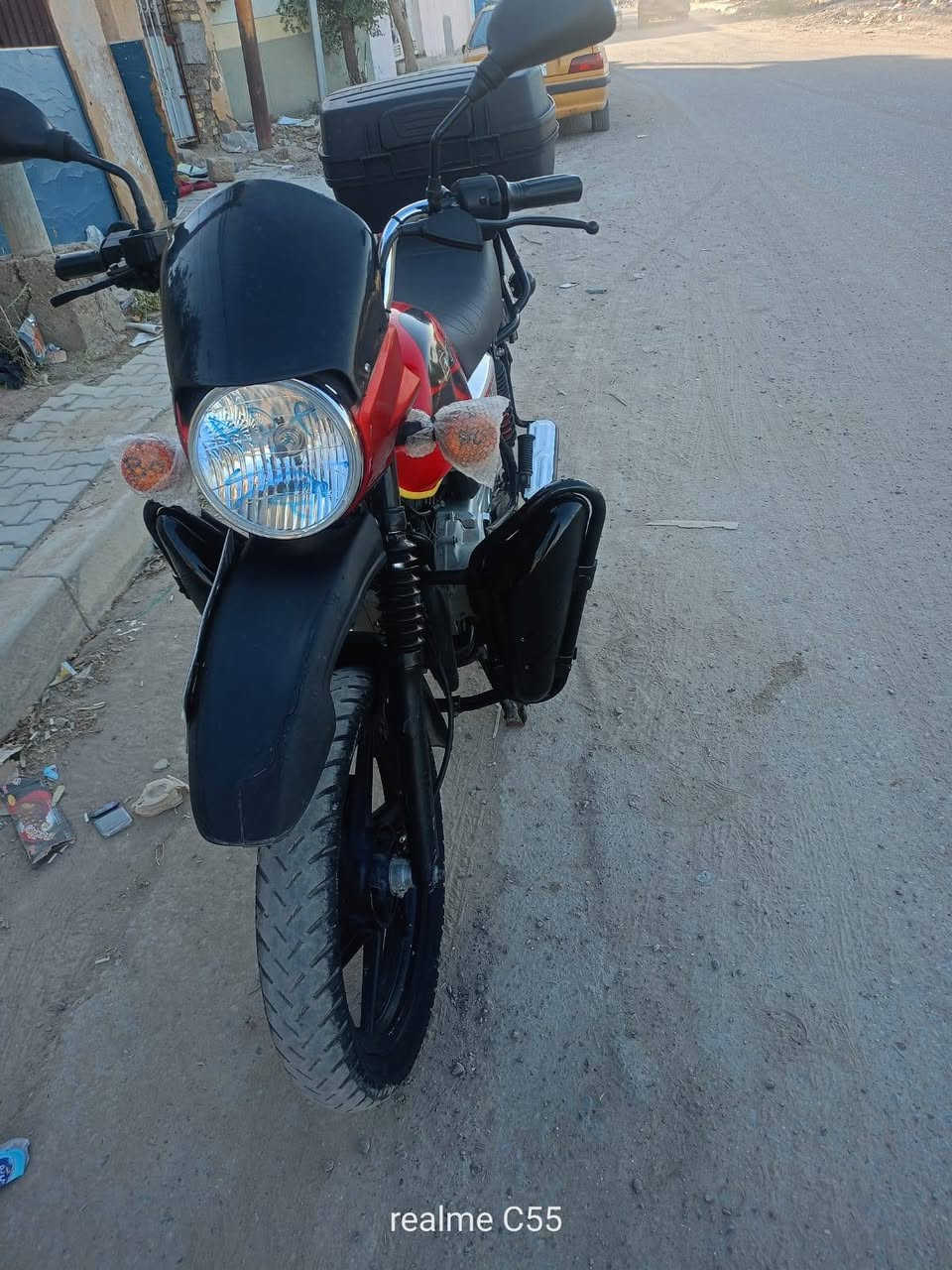 السلام عليكم بوكسر 22شكل 23 تجفيت جديد وكاله شركه ارقام انكليزي هزه جديده كامله شغل واطلع 
مكاني بغداد جزيره بغداد السياحيه
***********
