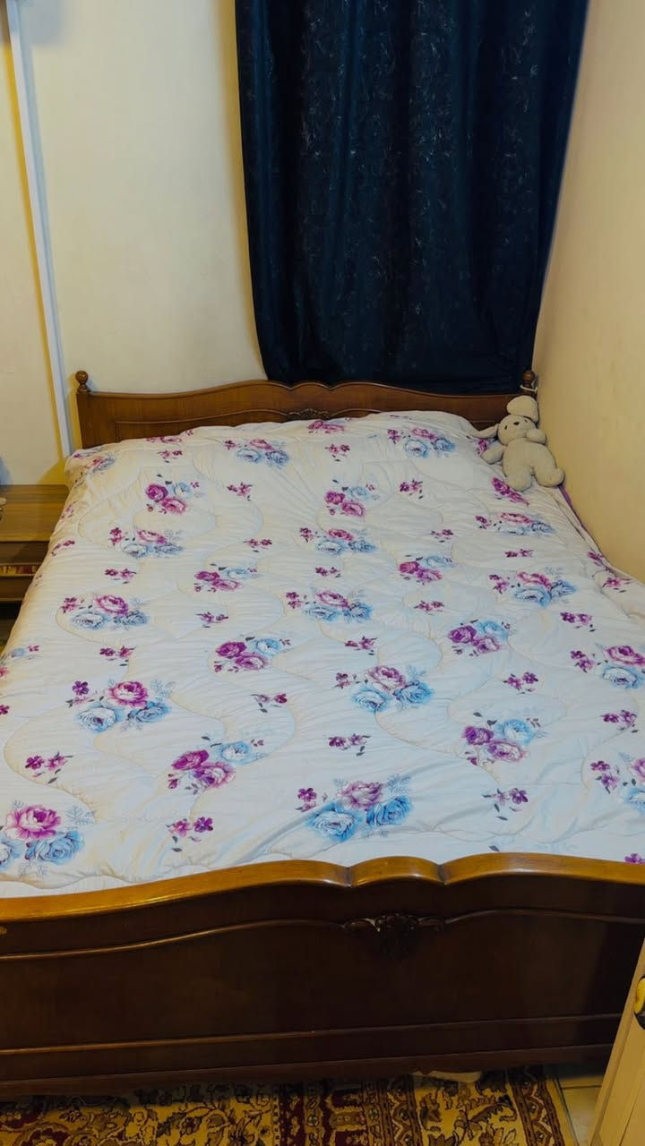 سلام عليكم
غرفة صاج من التكمة القوي للبيع  
السعر ٣٥٠ الف كنتور وجرباية فقط 
المكان زيونة


**إذا كنت صاحب هذا الإعلان وتريد حذفه لأي سبب، رجاءا أرسل رسالة إلى الدعم الفني**