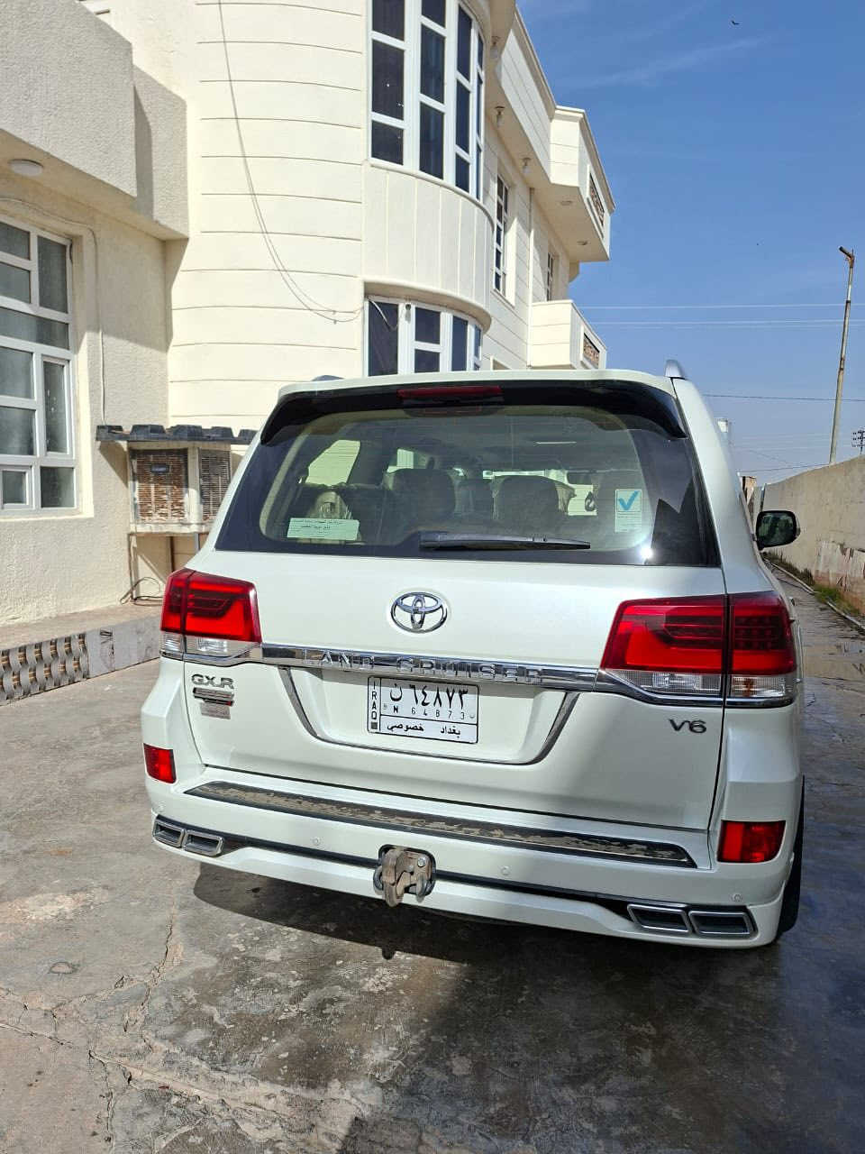 تويوتا لاندكروز GXR موديل 2021 ساز باب اول كراند تورنك نظيفة جداً رقم بغداد الجديد بأسمي مكفولة كفالة عامة عدا شخط بسيط جداً
رقم صاحب السيارة ***********   
***********

🟩 السعر  _ 580 يعني خمس دفاتر وثمانين ورقه وبيها مجال للشراي 

عداد المسافة : 70 الف كيلو حقيقي السياره بوضع الزيرو 
فول مواصفات 1/1 

1- فتحة 
2- بصمة 
3- كراسي كهرباء 
4- كشنات جلد
5 -  3 شاشات كبيرة بلاد ام الترحيب
6- حساس خلفي وامامي 
7- جنطة كهرباء ( جكات )
8 - تحكم ستيرن جهتين
9 - مري شفط 
 10 - تشغيل عن بعد 
11 - اشاير ترحيب
12 - كشنين كهرباء 3 دكم 
13 - حساسات امامي وخلفي 
14 - شاحن لاسلكي( واير ليس ) 
15 -  8 ايرباك 
16 - دبل ماوس 
17 - اربع كامرات محيطيه 360 درجة 
18 - طفاية 
19 - ثلاجة 
20 - لايت زنون كشافات
21 - كروز سرعة 
22 - تحكم كهربائي بلمري 
23 - ويل كب كروم حجم 20
24 -حجم المحرك: 6 سلندر 4000
25-ميموري
26 - بصمات عدد 2
27 - نظام EST 2nd
28 - نظام ABS
29 - زراكات لايت
30 - شاشة ليزيرية
31- دشبول لگزز
32- اشارة لگزز
33- مري قابله للطي مع الرجوع
34-دوسات ليزريه علامة لاندكروز 
معروفه مواصفات الساز  
مكان السياره: الأنبار- الخالدية
السعر 580 وبيها مجال
للأستفسار
***********
***********
