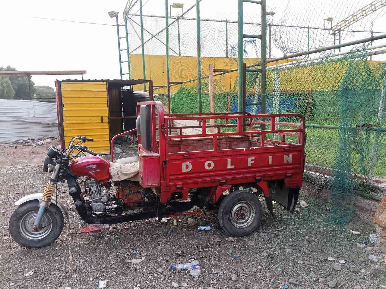 سلام عليكم ستوته للبيع دولفين موديل 2020 ستوته كامله كهربائية شغاله محرك نضيف اوراق مابيهة اتكفلك سرقه لو شي ستوته علا ايدي مال جناي خير من الله المكان بغداد الشعله شارع 60 الرقم *********** الشراي يتصل علا الرقم وبلخدمه
