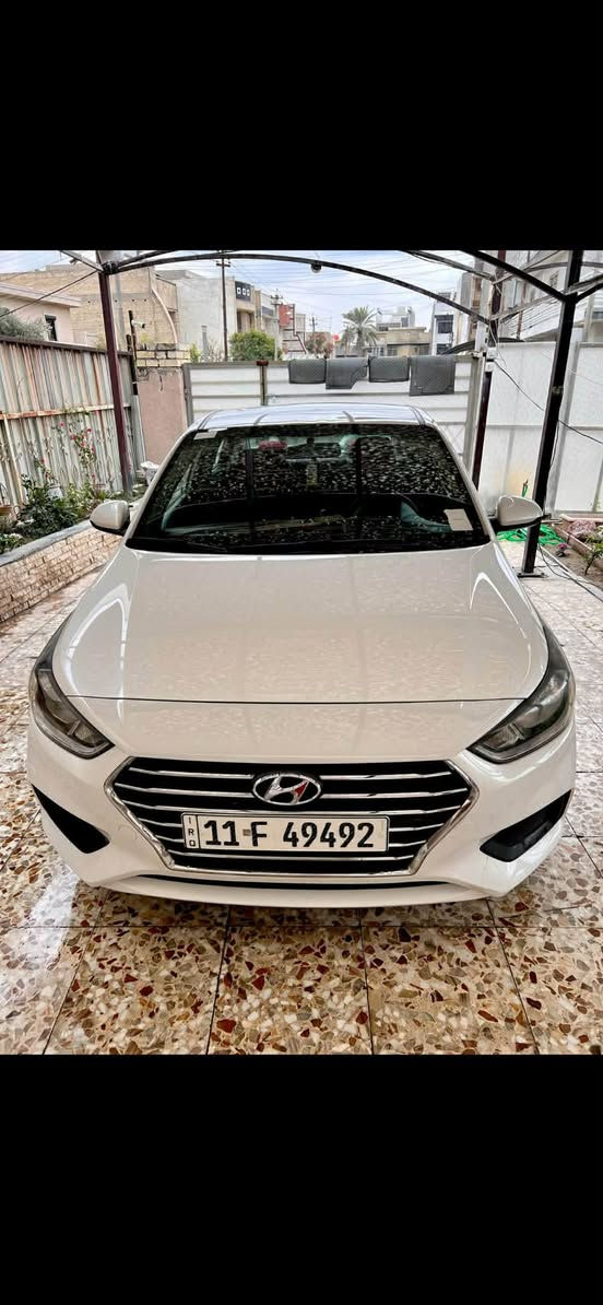 السلام عليكم اكسنت موديل 2019وارد امريكي رقم بغداد باسمي انكليزي مميز حادثه جاملغ خلفي وباب شويه ماشيه 54 تخم تاير جديد حداديه تبريد جديد بوضع الشركه للاستفسار الاتصال على ***********بابل مركز السعر 118وبيه مجال قليل
