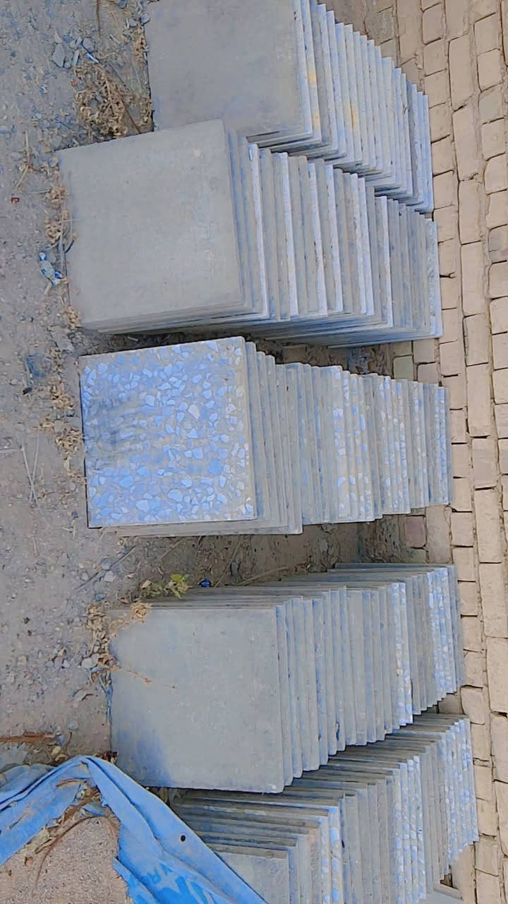 السلام عليكم يوجد كاشي نضيف في الصقلاويه 
***********
