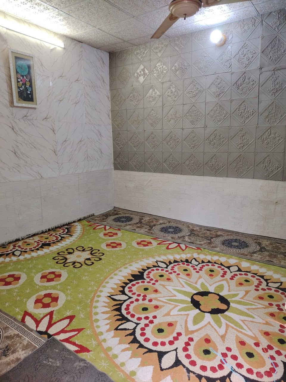 تنزيلات مستعجل 
بيت للبيع المساحه ١٠٠م غرفه نوم وصاله ومطبخ وصحيات وستقبال وطارمه وتشاريف السعر ٢٧مليون فقط مراجعة مكتب الخزعلي للعقار ***********
