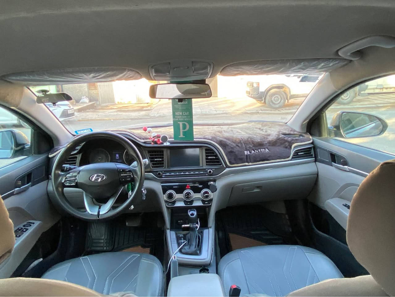 السلام عليكم بيع فقط قصد حصرا سكنة بغداد مقدمة 75 كل شهر 5 عنواني بغداد المنصور او الغزالية سيارة جديدة وبدون نواقص بيهة 3 قطع صبغ *********** بغداد, العراق
