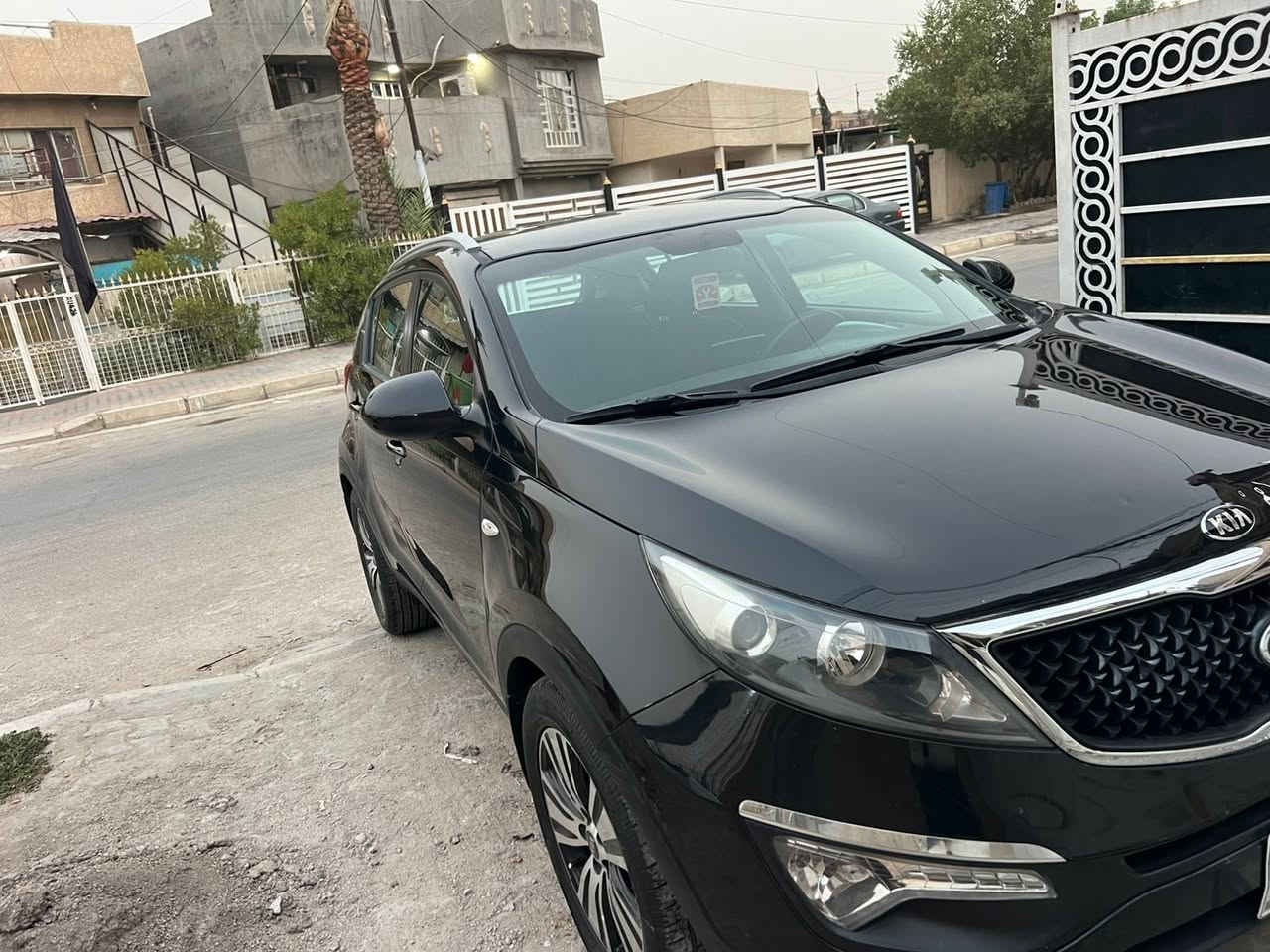 السلام عليكم
سبورتج 2015 خليجي 
كفاله عامه عدا بارد بقبق الجنطه
سياره نضيفه تجي وتشوف بعينك
شاشه اندوريد 
زنون 
سياره جاهزه من كلشي 
السعر 140 وبيهة مجال 
بيع مستعجل 
***********
