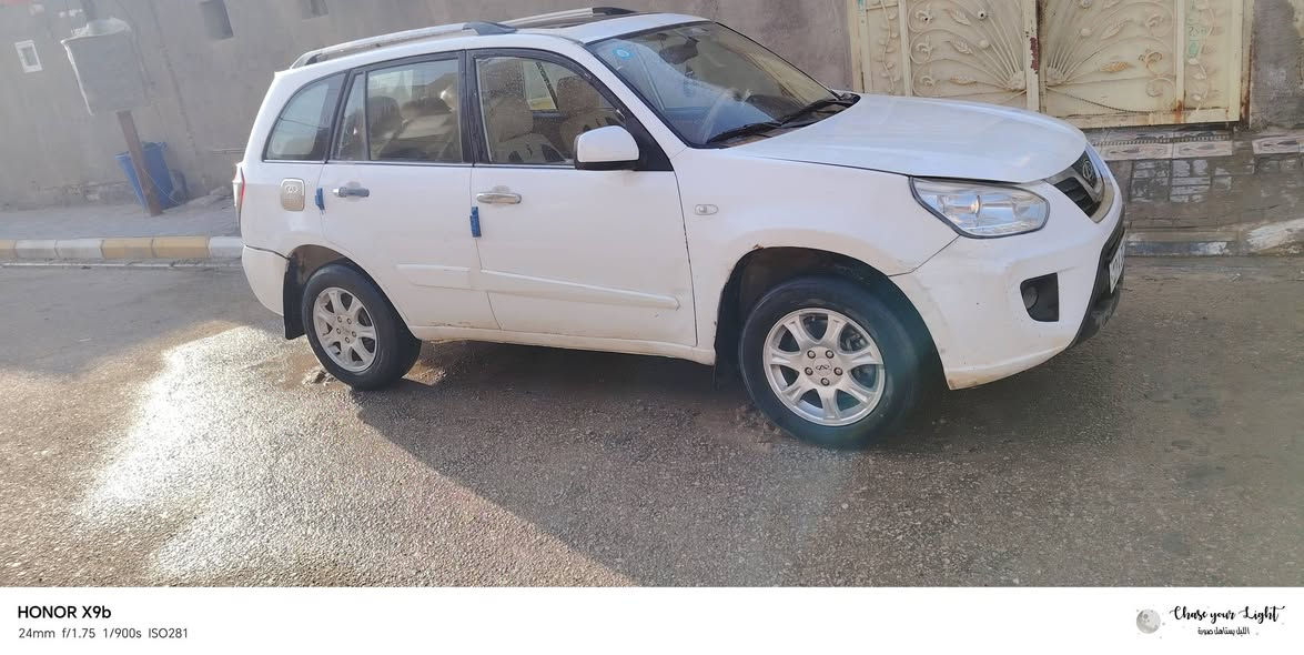 شيري تيكو موديل ٢٠١٣ للبيع بسعر ٦٣ باسمي رقم مثنى مداور ثاني يوم
شاشة اندرويد + كامرة تسجيل الطريق
مواصفاتها معروفة
حدادية ٩٠ بالمية
مكينة وكير بلادي  شلعة وتنميرة يخبلن
بيه طخات بسيطة وبيه لكاط حك اشبر ما عدا ذني مكفولة
حاليا بيه خلل احد الولفات حاشر يحتاج الى اعادة حركة
اطيح من سعرها كد سعر التصليح
السيارة على وضعيتها تمشي وترايك وين متريد
اني ابيع على وضعيتها مكاني السماوة
***********
