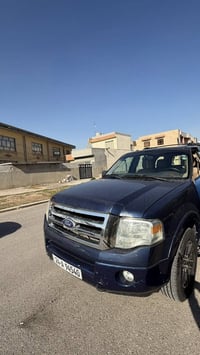 اكسبديشن • ٢٠١٠ • V8