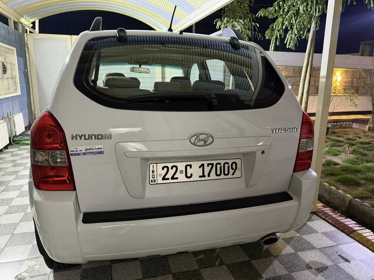 السلام عليكم توسان للبيع موديل 2009 خليجي سياره جاهزه من كل النواحي تبريد تدفئه حداديه امامي خلفي تخم تاير مصار سبوع من شديته كير مكينه جاهز وجديد بسمي رقم شمالي اربيل بسمي بيها باب عكس السايق صبغ اثر شخوط بدون تبديل بدون ضربه اثز شخوط قويه سياره حلوه ونضيفه ومال بيت وجاهزه من كلشي النقص فقط دوشمه داخليه *********** مكاني بابل قضاء القاسم
