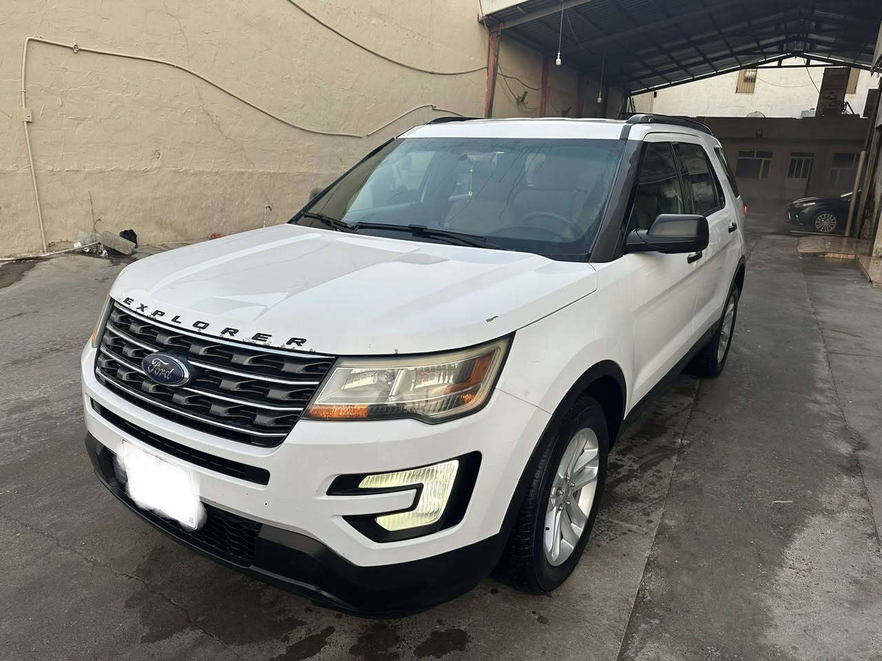 فورد اكسبلور ٢٠١٦ كلين تايتل حتى الدعاميات كلين
فول مواصفات بس بدون فتحة سقف
دفع رباعي 
شاشة كبيرة 
حساسات 

السيارة بدون صبغ بدون اي ملاحظات گير ومحرك كل مضبوط 100 ‎%‎ لا مفتوح ولا ملعوب بي

محرك ٦ سلندر 

رقم دهوك 

مكان السيارة دهوك 

السعر ١٩٥ وبيها مجال معقول مو عشر اوراق 

للتواصل 

***********
