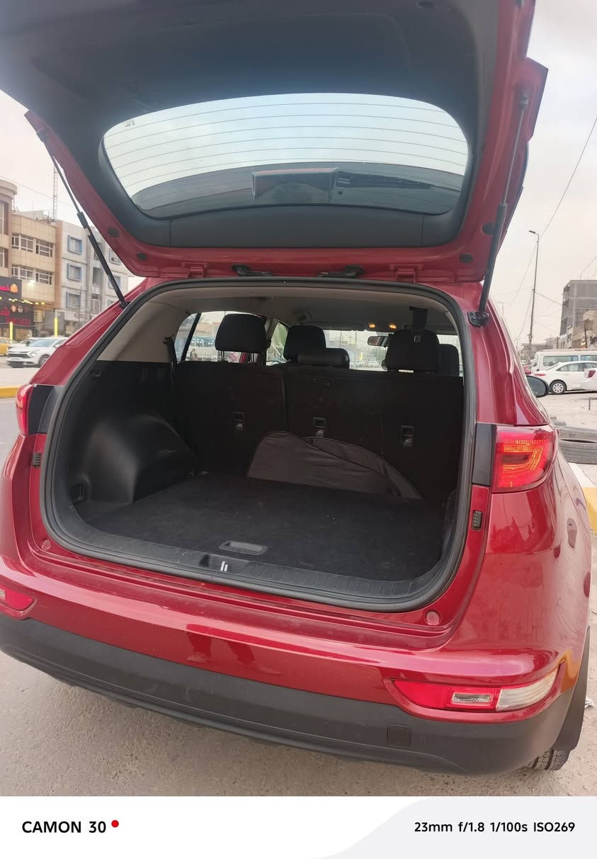 كيا سبورتج | موديل 2019
بيع ومراوس 
‏ وارد أمريكي
‏ محرك 2400 GDI
‏ المواصفات:
‏✔️ نص فول
‏✔️ تحكم 3 سرع قيادة
‏✔️ تحكم ستيرن جهتين
‏✔️ شاشة لمس بلادية
‏✔️ كامرة خلفية دوّارة 🎥
‏✔️ تبريد قطعتين ❄️
‏✔️ منافذ USB
‏📊 الممشى:
‏– ماشية 77 ألف ميل
تخم تاير جديد
‏✔️ محرك وكير مضمون بجم كبس على وضعيه الشركه
‏– حادثها بابين من جهة السائق ومبدلات
‏– بارد كلش قليل بجاملغ السائق
‏– بيها رش بالبنيد أثر خدش أثناء تنزيلها من الحاوية
‏  سونار موجود 
‏ باسمي تحويل ثاني يوم
‏📞 للاستفسار والاتصال:
‏*********** واتساب موجود
‏

‏

‏
