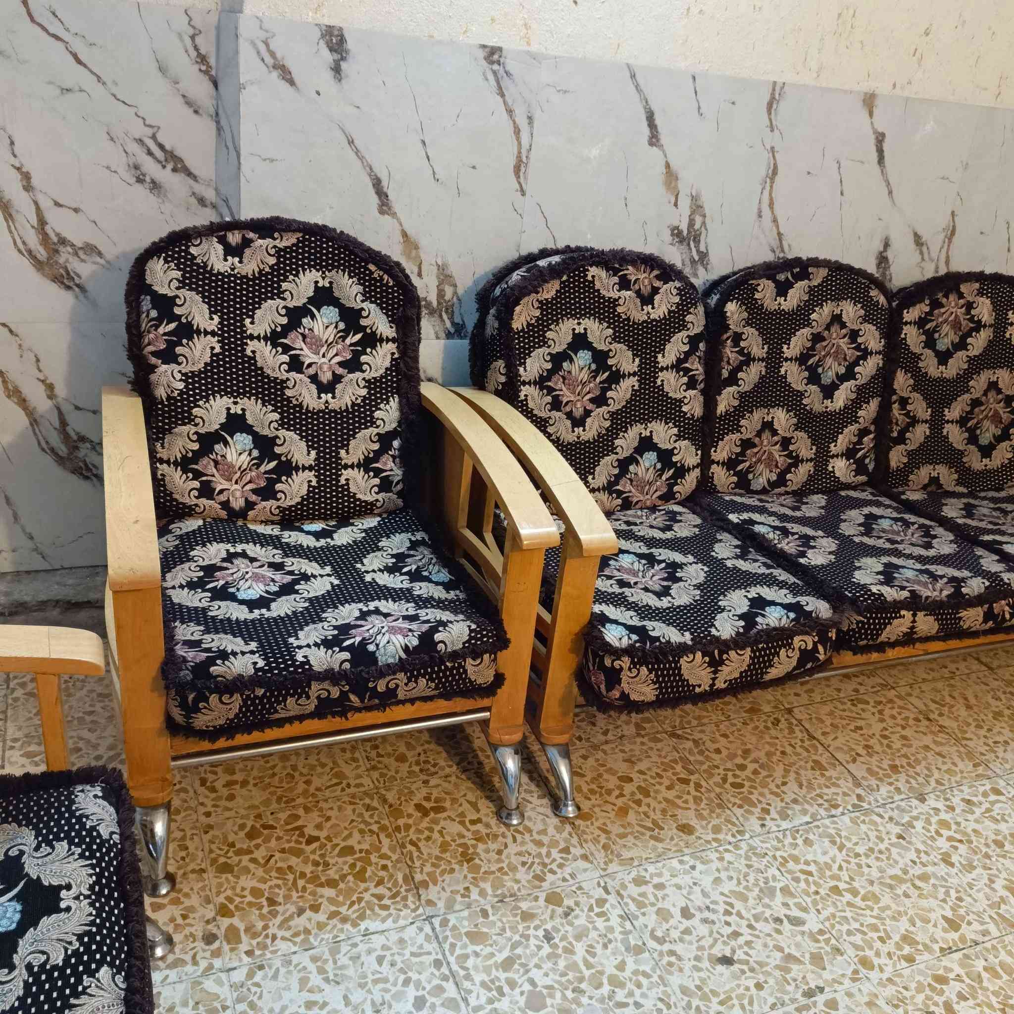 تخم 7 مقعد خشب مقاعد متحركه سعر 175 عنوان الحبيبية بغداد, العراق


**إذا كنت صاحب هذا الإعلان وتريد حذفه لأي سبب، رجاءا أرسل رسالة إلى الدعم الفني**