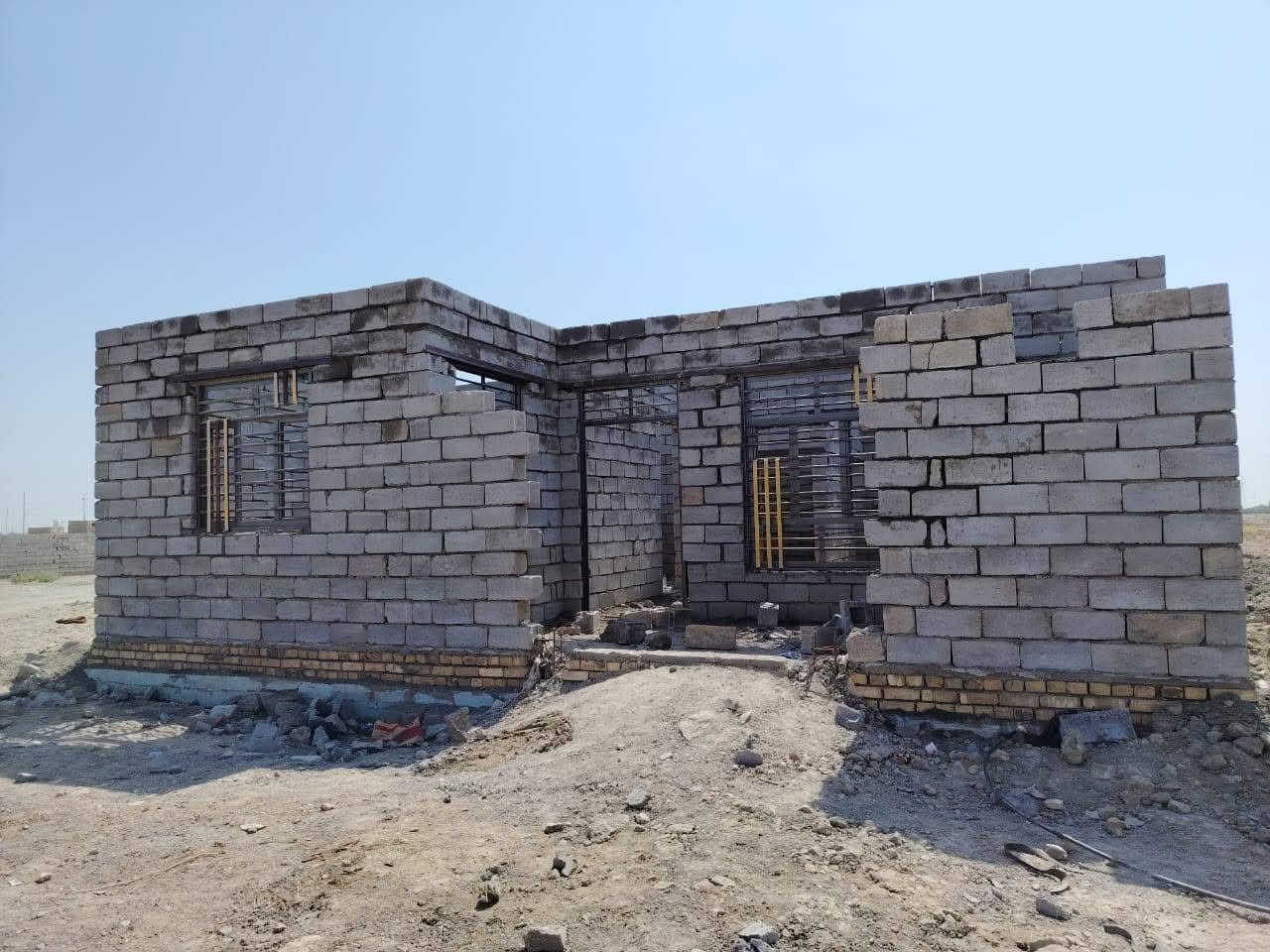 هيكل 100متر زراعي كامل بيبان وشبابيج
قرفه وصاله وديوانيه ومطبخ ومنور وصحيات 
داخليه وخارجيه الرباط 6 شيش 
المكان حي الجوادين النزله الثالثه يم الحسينيه
للبيع السعر خاص  ***********

